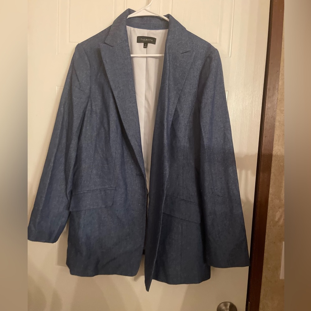 NWOT TALBOTS JACKET AND WIDE LEG CAPRI PANT SET